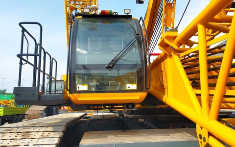 Защита гусеничного крана от опрокидывания