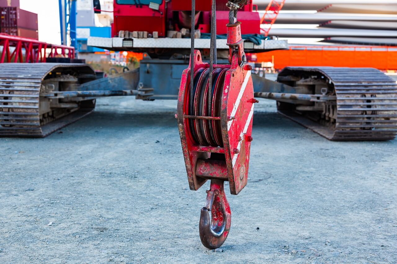 Подготовка гусеничного крана к весеннему сезону